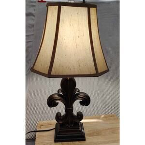 French Fleur-de-lis Table Lamp Nightstand Victorian Style Vintage Aged look Wood
